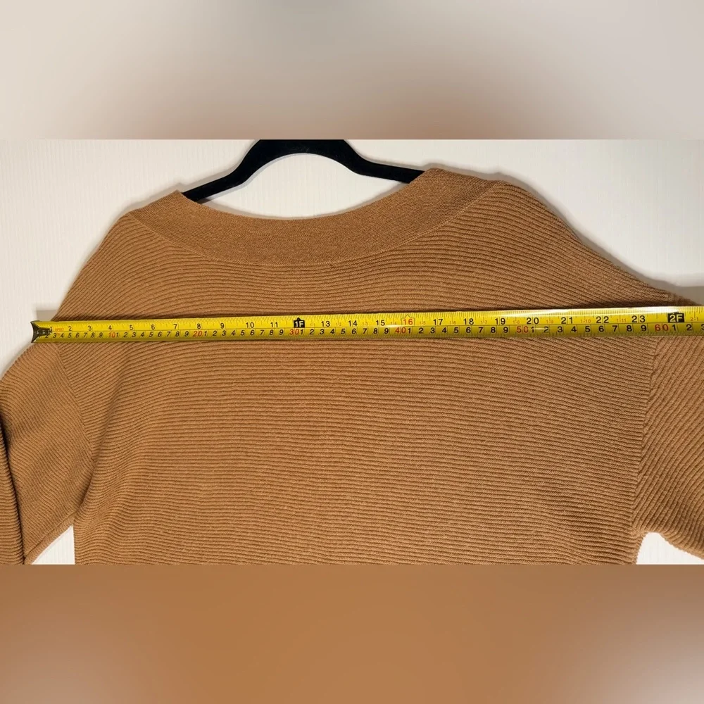 WHBM White House Black Market Ribbed V-Neck Sweater Brown - Size XL